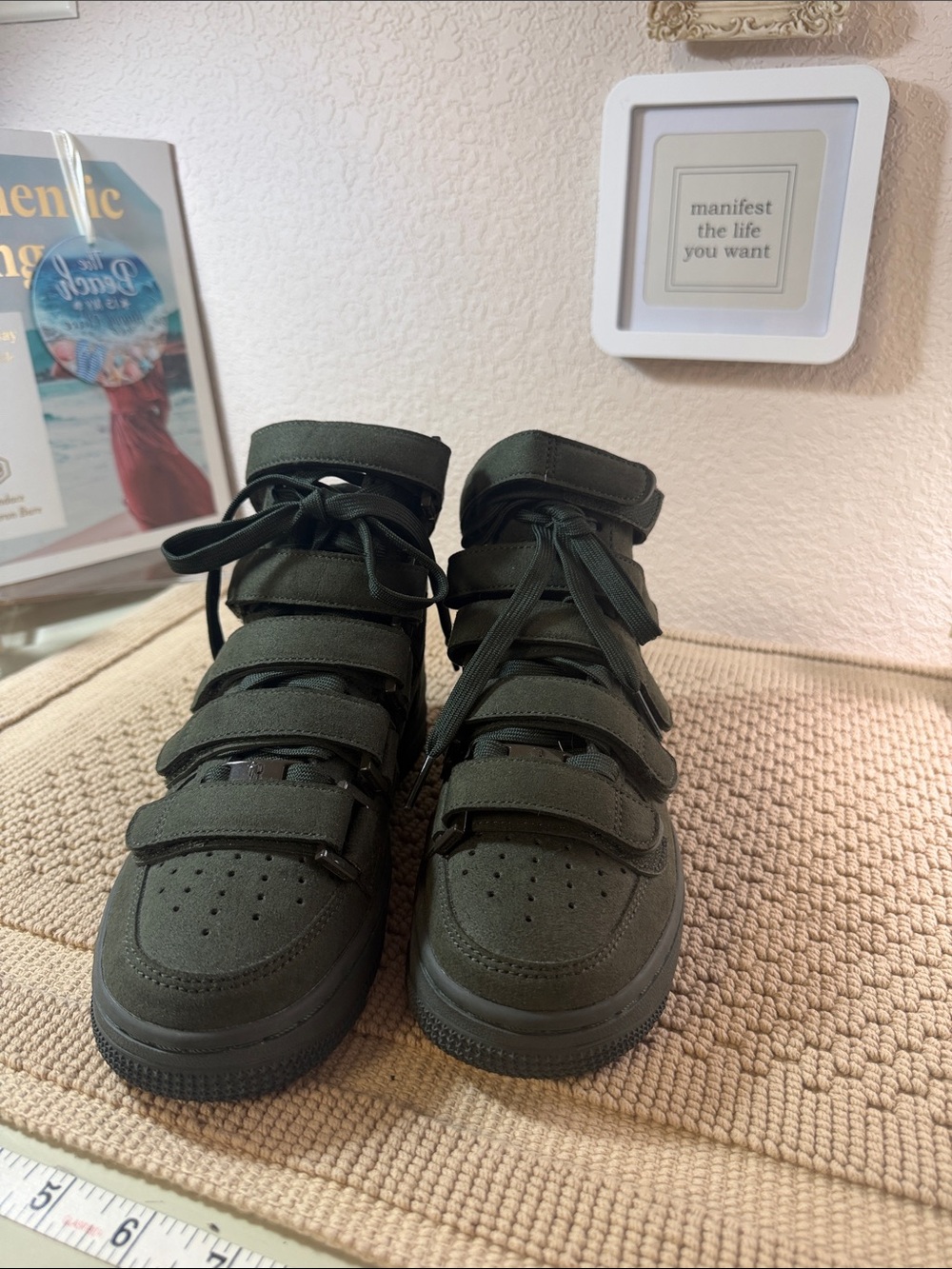 Nike Air Force 1 Mid ‘07 LX Cargo Khaki Triple Green Suede 5.5-6 womens